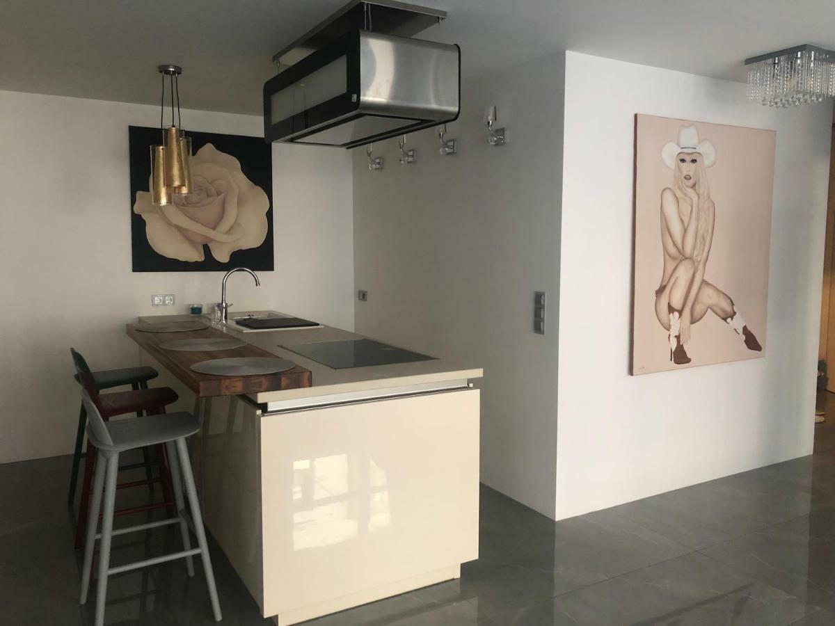 Luxurious 2 Bedroom Apartment Old City ミュンヘン エクステリア 写真