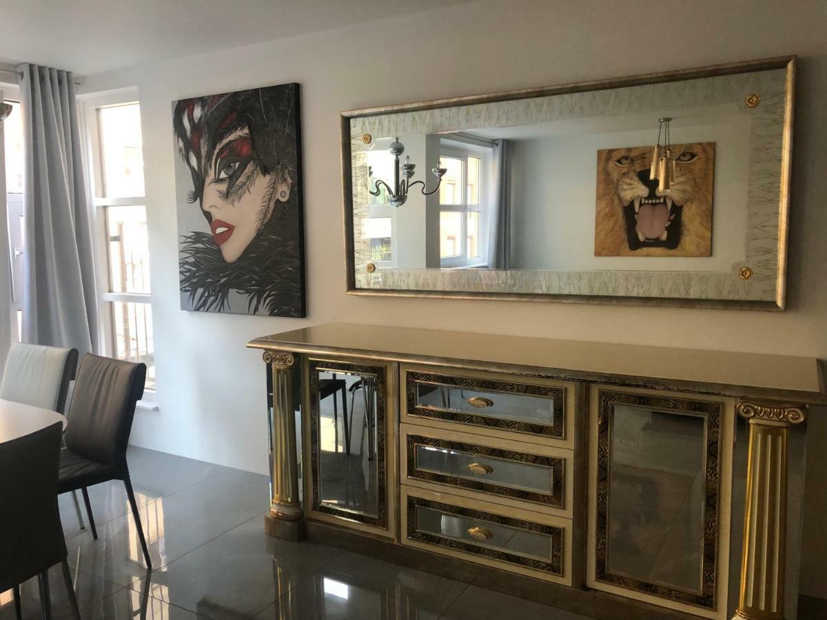 Luxurious 2 Bedroom Apartment Old City ミュンヘン エクステリア 写真